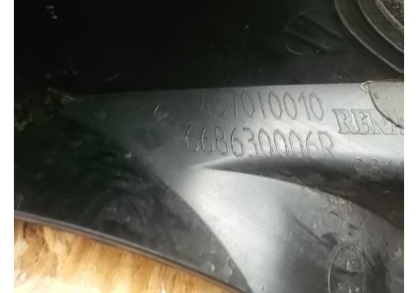 Планка під скло лобове ліва, накладка декоративна Renault Megane III, 668630006R
